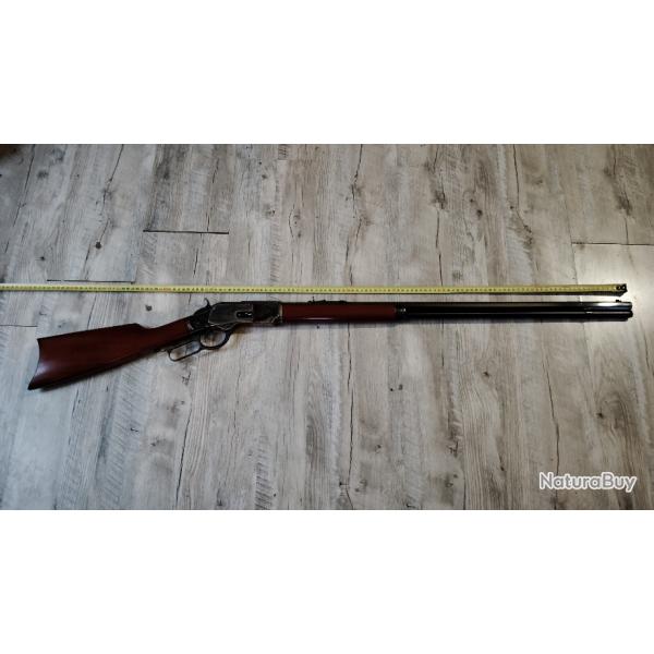 A vendre carabine UBERTI mod�le 1873 calibre 44 40 canon de 30 pouces(76.2cm)