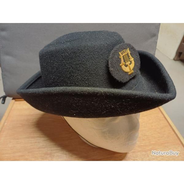 Ancien tricorne militaire - personnel f�minin de fanfare militaire- ann�es 90