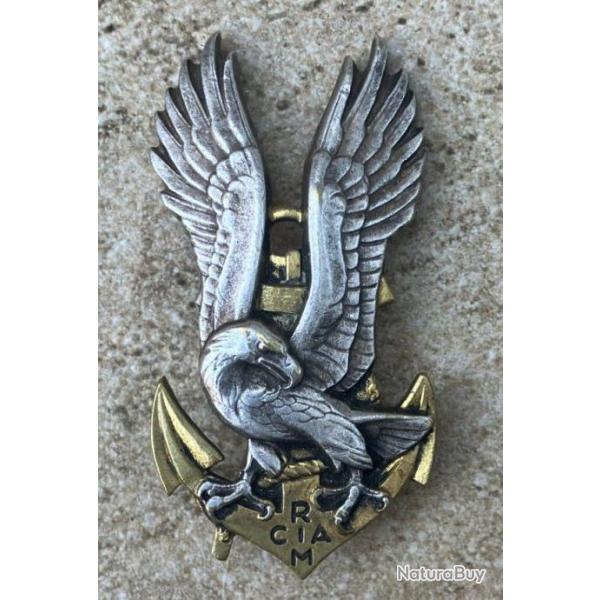 R�giment Colonial Inter Armes de MADAGASCAR, guilloch� embouti