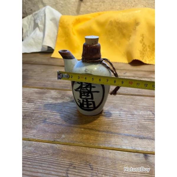 Bouteille de sauce soja japonaise