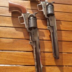 Une Paire de Colt 1851  2e G&eacute;n&eacute;ration s&eacute;rie F, numero cons&eacute;cutif.