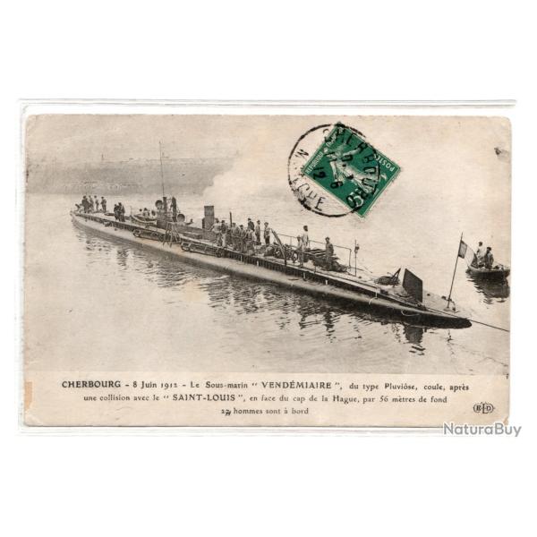 CPA - Marine de Guerre  Militaire- Cherbourg Le Sous-Marin " Vend�miaire " N�1396