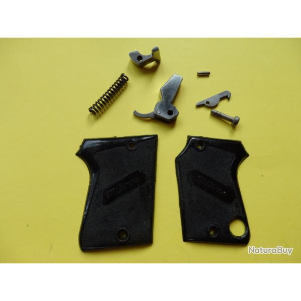 plaquettes de pistolet UNIQUE MIKROS + quelques pieces d�tach�es...