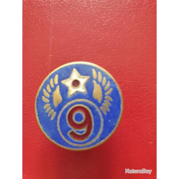 Insigne m�tal   9�me  air force  en reproduction  Q1