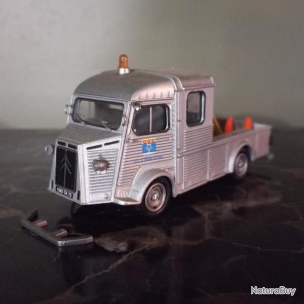 Citro�n type H 1/43 service technique + d�cor de fond en carton