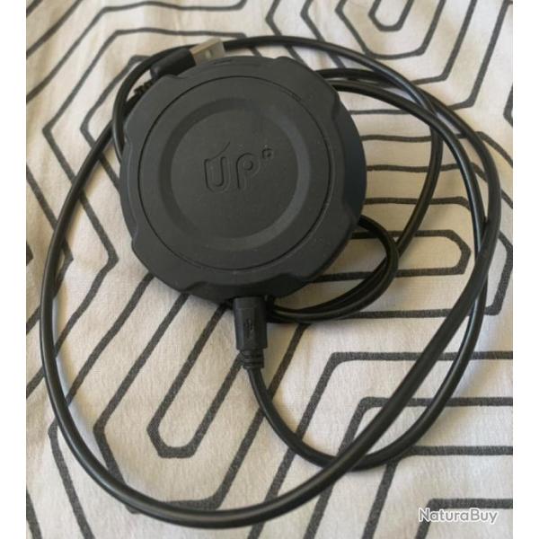 Chargeur magn�tique � induction pour voiture bus camion tracteur marque UP