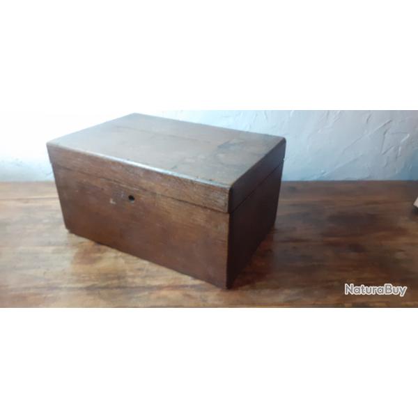 Coffret bo�te ancien   pour  pistolet et r�volver  tir duel Colt smith  and Wesson  lefaucheux  F