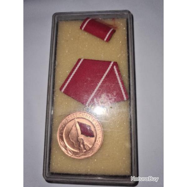 M�daille DDR originale   Q2
