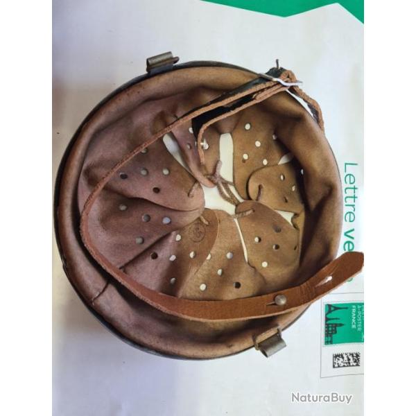 Lot Int�rieur de casque Allemand WW2, taille 62 + 1 jugulaire dat�e 1942  en repro  Q3