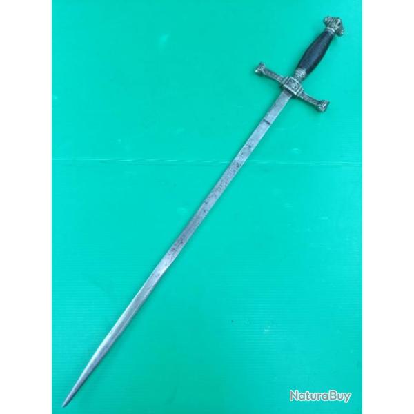 BELLE  EPEE  FABRICATION   TOLEDE   DE  1889  .   AVEC  NUMEROTATION   SUR LA GARDE  .