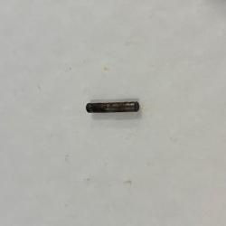 WALTHER P38 AXE ARRETOIR DE CHARGEUR ( MAGAZINE CATCH PIN ) WP38-29A