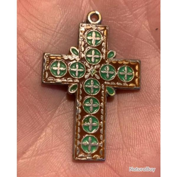 Pendentif ancien croix en tain maill