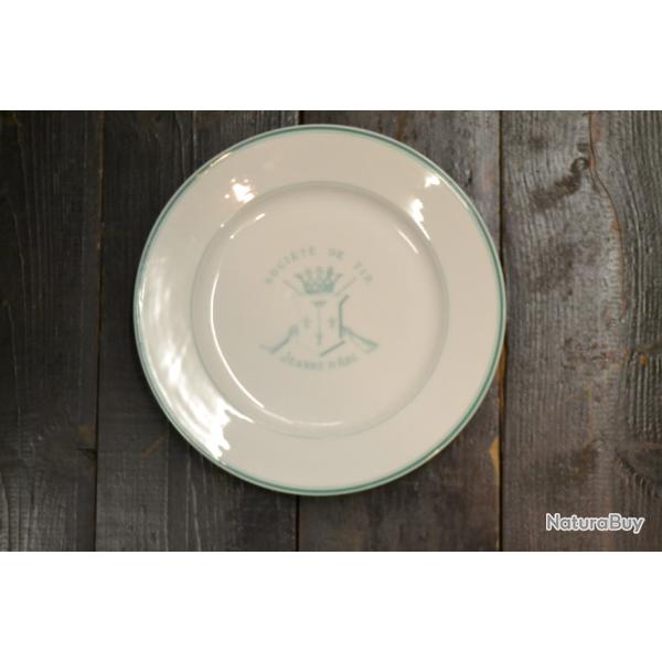 Assiette Soci�t� de tir Jeanne d'Arc, fin 19e Si�cle. C�ramique de collection club de tir d�coration