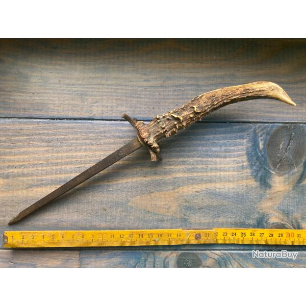 ancien" couteau" stylet dague chasse XIX marquage bois de cerf cornillon