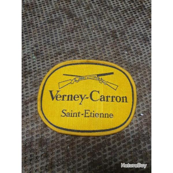 �cusson en tissus brod� de la marque d'armes VERNEY - CARRON � SAINT ETIENNE