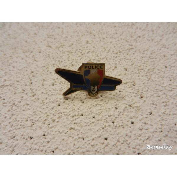 pin's insigne Police Casquette