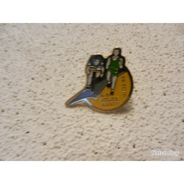 pin's insigne Association Sportive Police Nancy cyclisme et course � pied 1992