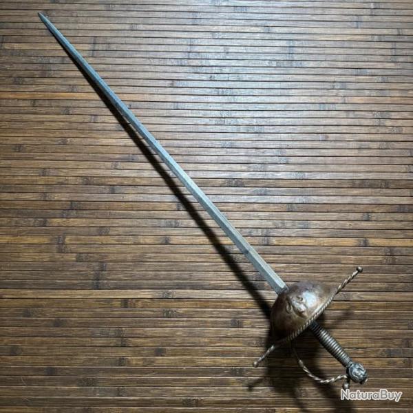 �P�E RAPI�RE � LA TAZA AU FLEURS DE LYS TYPE XVll �me ESPAGNE LAME DAT�E DE 1815