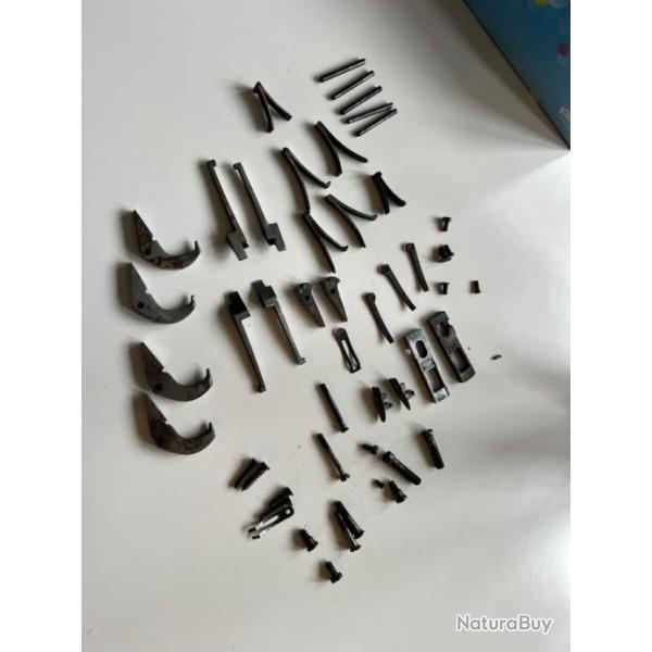 Lot de pi�ce pour juxtapose manufrance