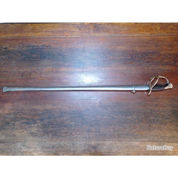 SABRE DE CAVALERIE l�g�re - officier mod�le 1883 - ann�e 1884 - TBE