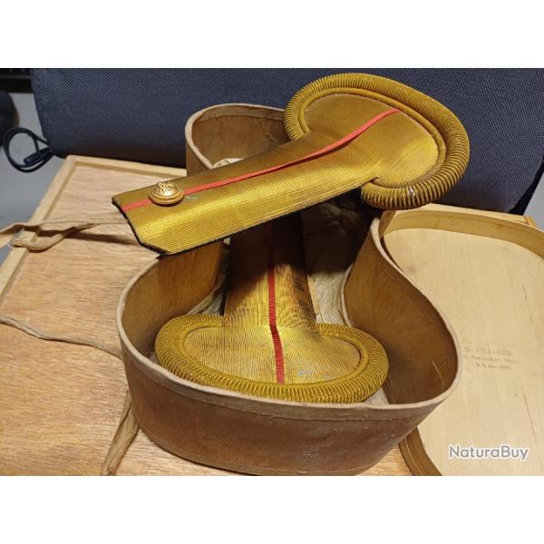 Paire d'�paulettes 2�me R�p. adjudant-chef d'Infanterie - Maison Bayard + boite