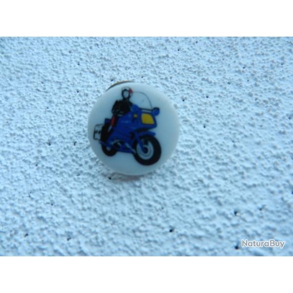 pin's insigne porcelaine motard gendarmerie