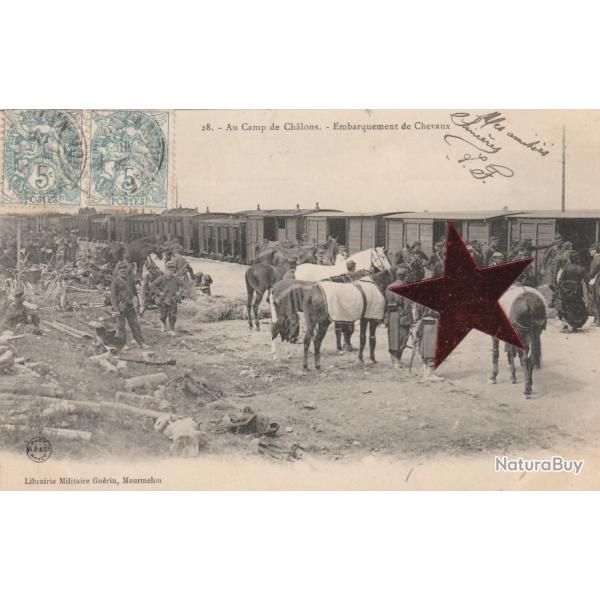 CPA - Au Camp de Chalons - Embarquement de Chevaux N�843