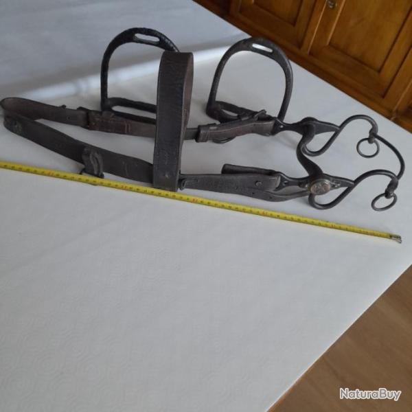 MORS D'ARTILLERIE FRANCE WW1 + 2 ETRIERS