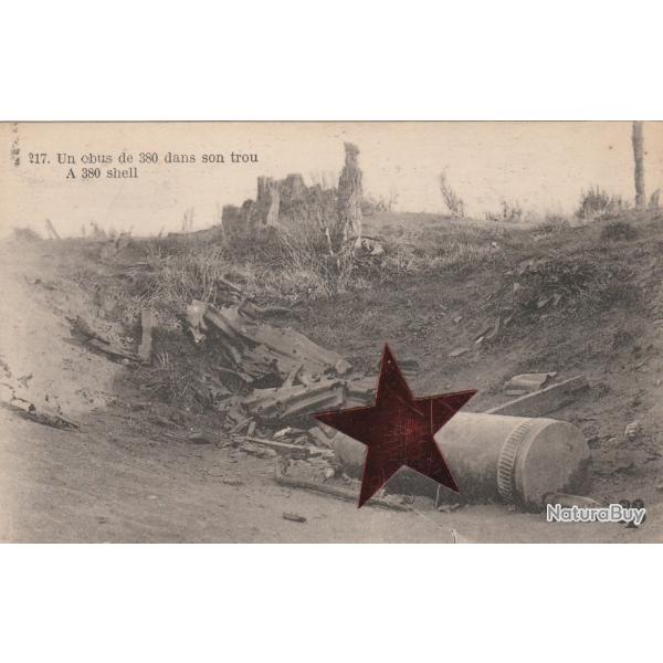 CPA- Militaire-  Un Obus de 380 dans son trou A380 shell  N�818