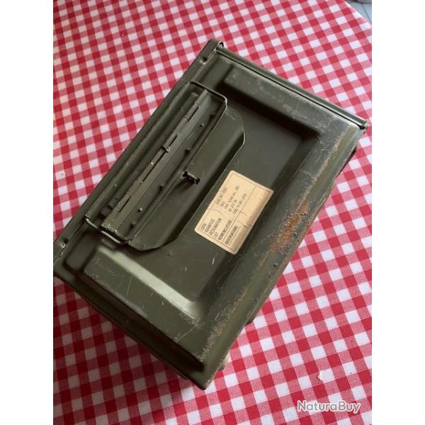 Caisse m�tal pour munitions