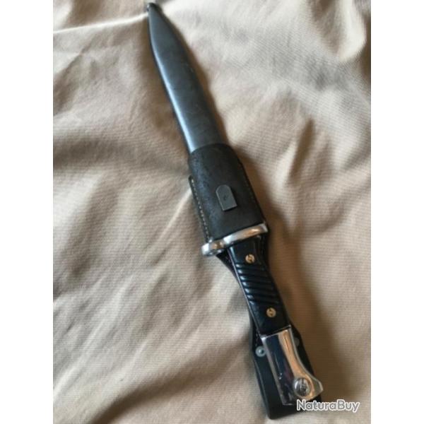 Baonnette isralienne de parade ( 98 K) avec gousset ( en repro).