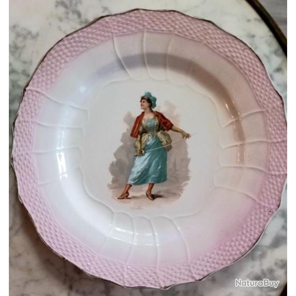 9 Assiettes parlantes antiques ESCRIME : 2 x 25 cm,  1 x 21 , 5 x 20,  1 X 16 cm Hamage et autres