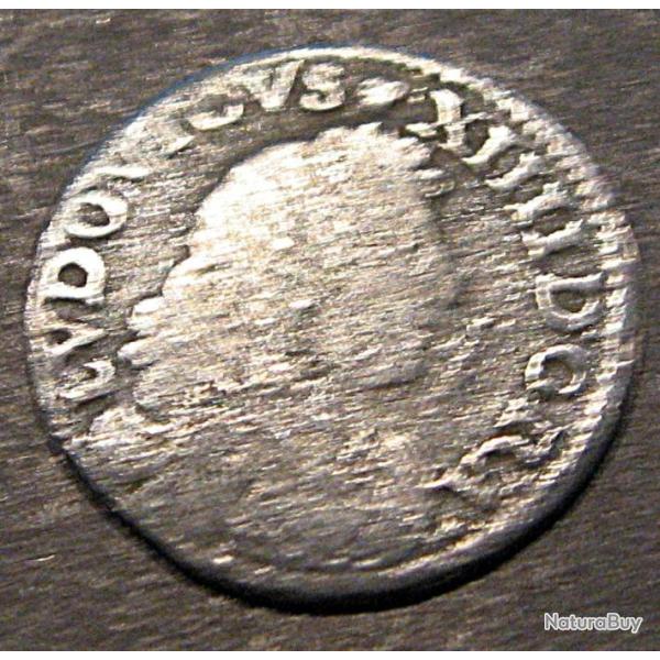 France  piece de 4 sol  Louis XIIII 1674 D diametre 19 mm