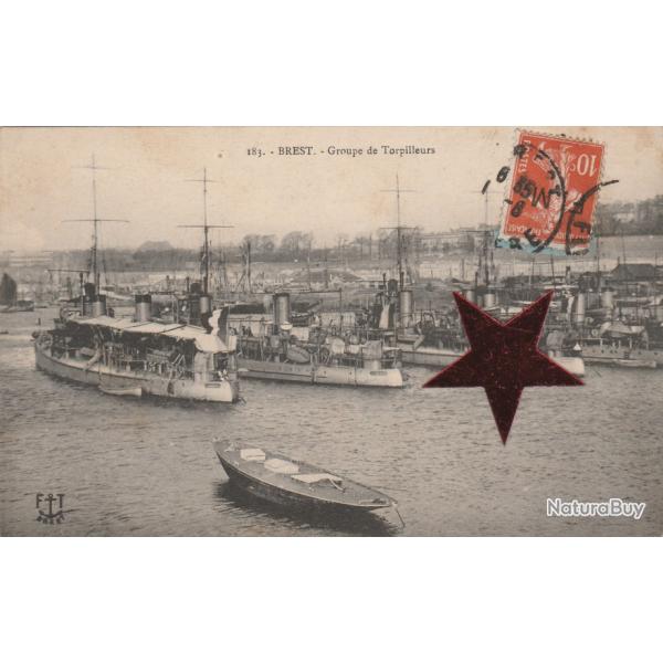 CPA - MARINE DE GUERRE - BREST.Groupe de Torpilleurs N�653
