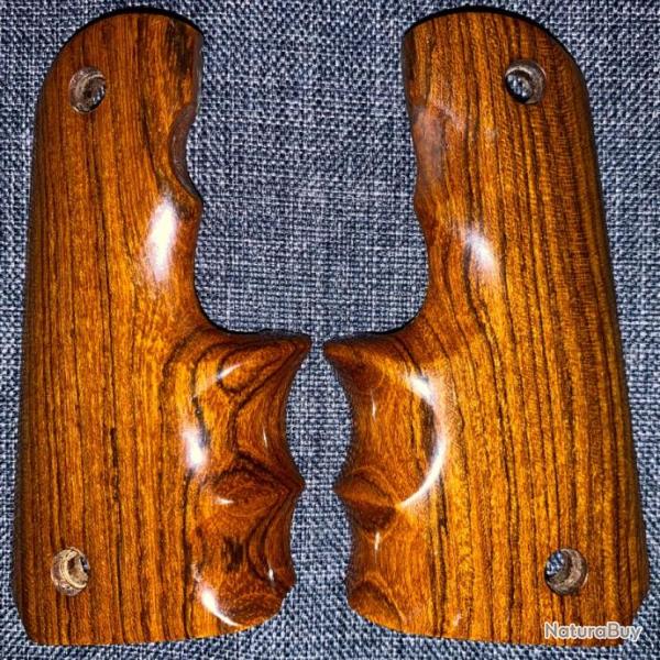 Vintage : Magnifiques plaquettes pour Colt 1911 et clones en bois pr�cieux