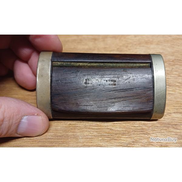 Ancienne tabatire JEANNE D'ARC bois et mtal - militaria