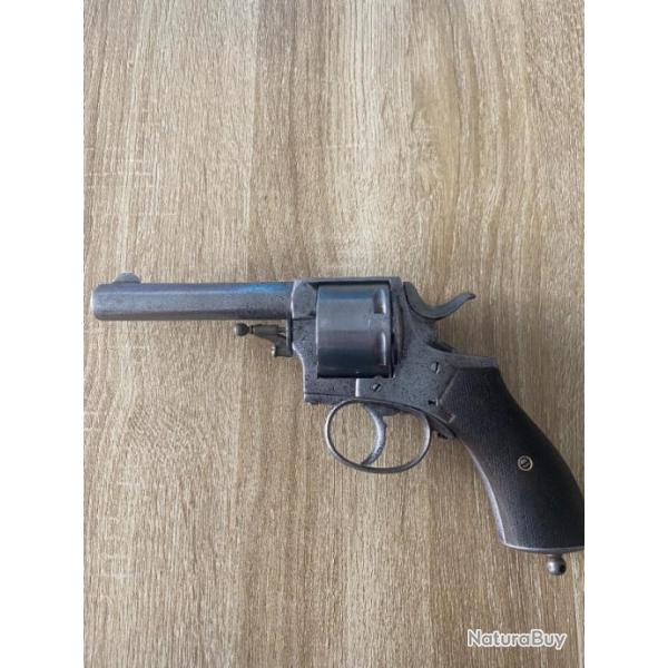 Revolver bulldog calibre 450 sans prix de rserve