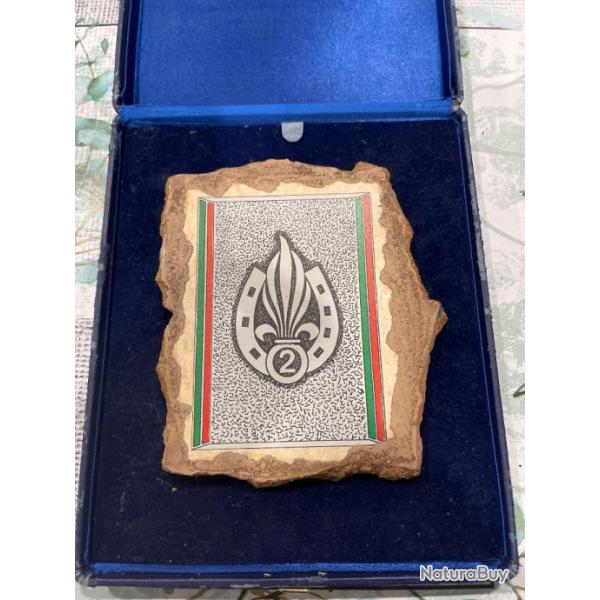 Emblme lgion trangre sur pierre