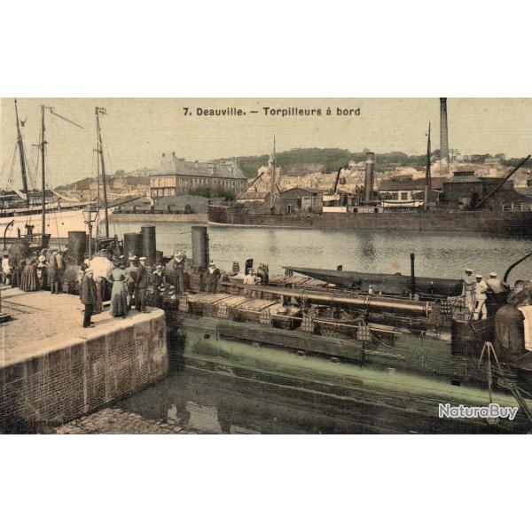 Carte postale Deauville - Torpilleurs � bord -N�7730