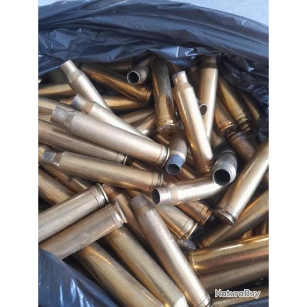 �tuis/douilles 300 win mag