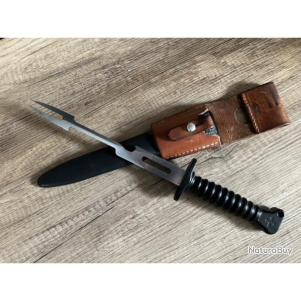 Ba�onnette Suisse ustensile barbecue