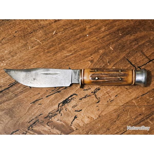 Couteau SABATIER, plaquettes bois de cerf?, l�ger jeu rotatif,manche rivet�, 223mm