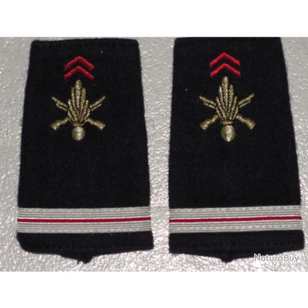 Paire de Pattes d�paules galons d'adjudant infanterie