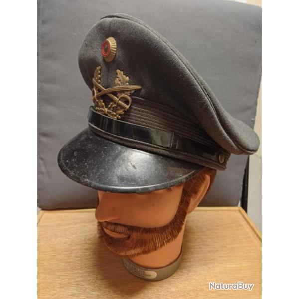 Belle ancienne casquette militaire allemande de la Bundeswehr - compl�te - 1960