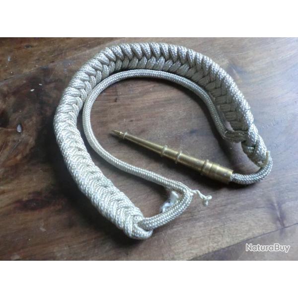 fourrag�re argent�  d uniformes a d�finir