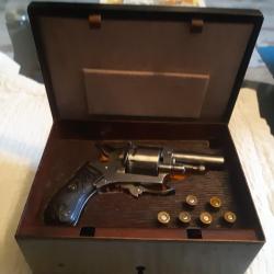 Revolver  cal 320 lefaucheux