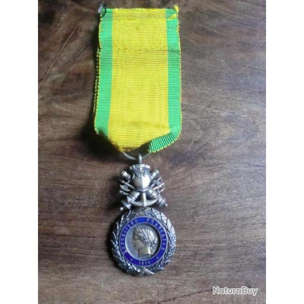 m�daille valeur et discipline �mail argent� 1870