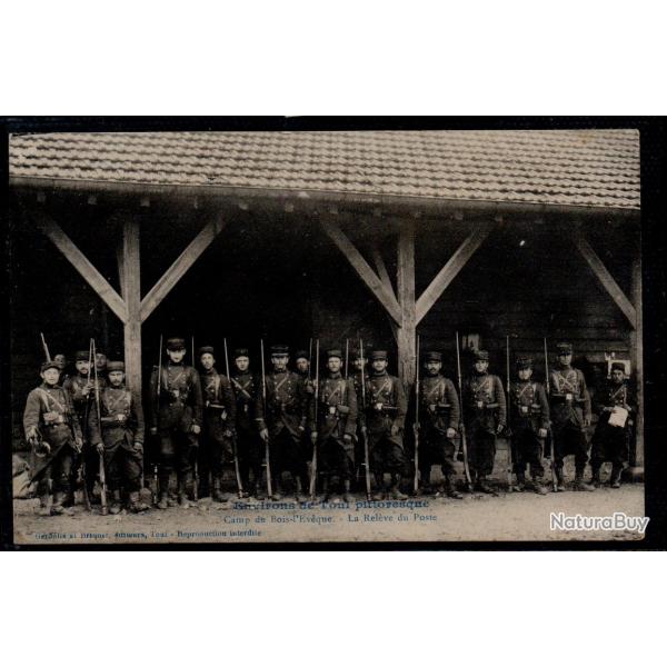 CPA -  Environs de Toul pittoresque Camp de Bois -l'�v�que - La Rel�ve du Poste N�0004