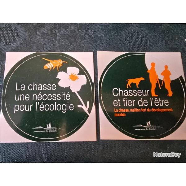 2 autocollants anciens - Chasseur et fier de l'tre - la chasse une ncessit pour l'cologie