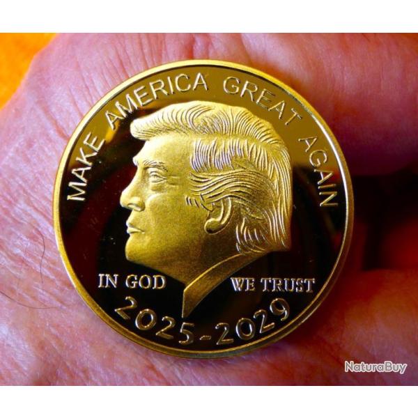 SUPERBE PIECE DE COLLECTION SOUS CAPSULE PLASTIQUE TRANCHE CRANTEE - NEUVE- PRESIDENT USA Mr TRUMP